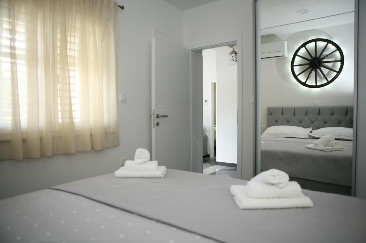Apartments Old Town Trogir Exterior foto